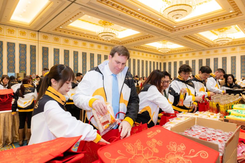 Sands China Unites for Chinese New Year Community Care Initiative