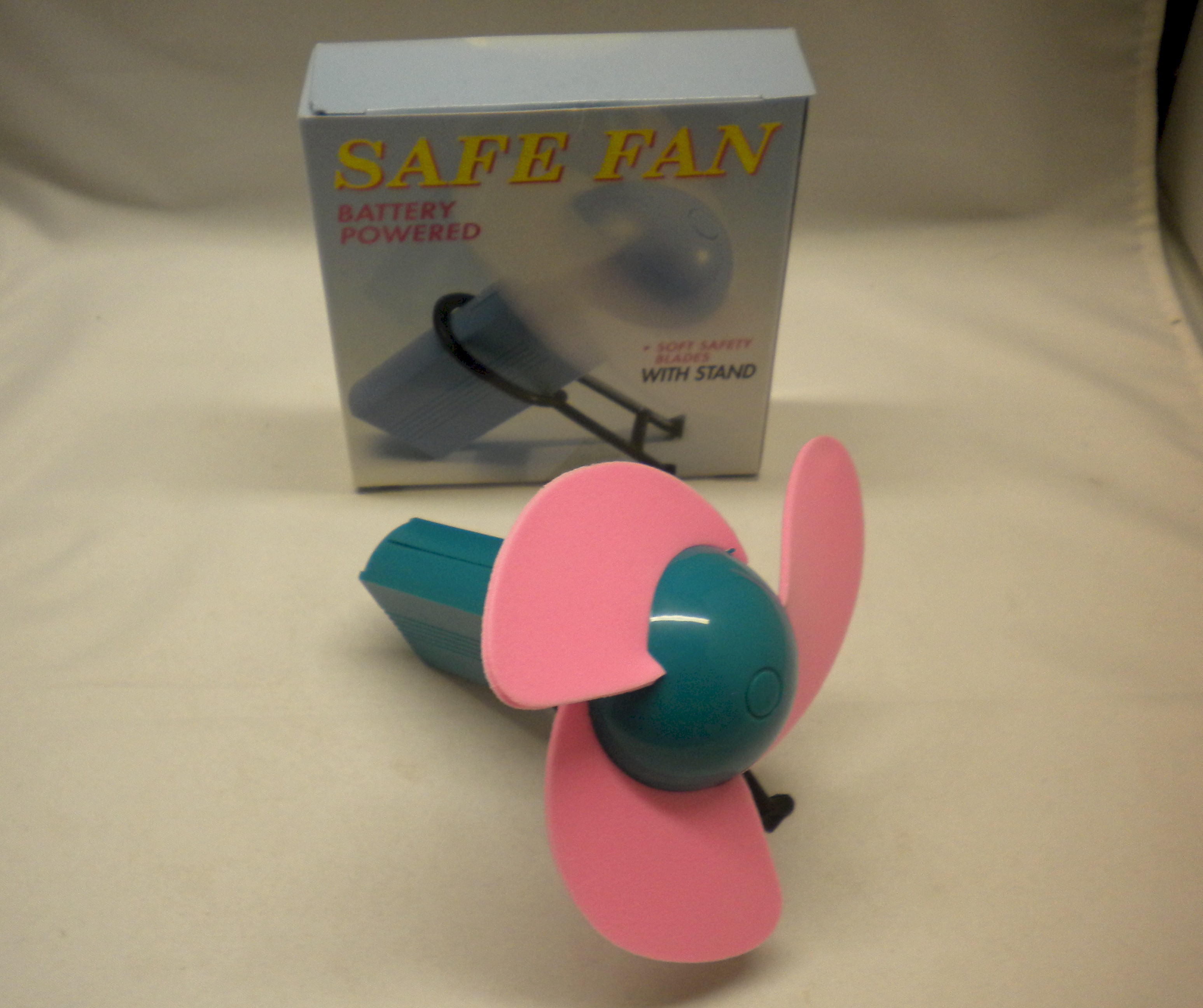 Safe Desktop Fan BO - Unit Of 12 Fans - MSRP $4.99 Each - U Pay $$1.20 Each