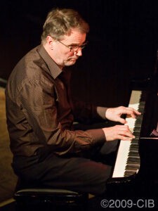Bobo Stenson playing piano