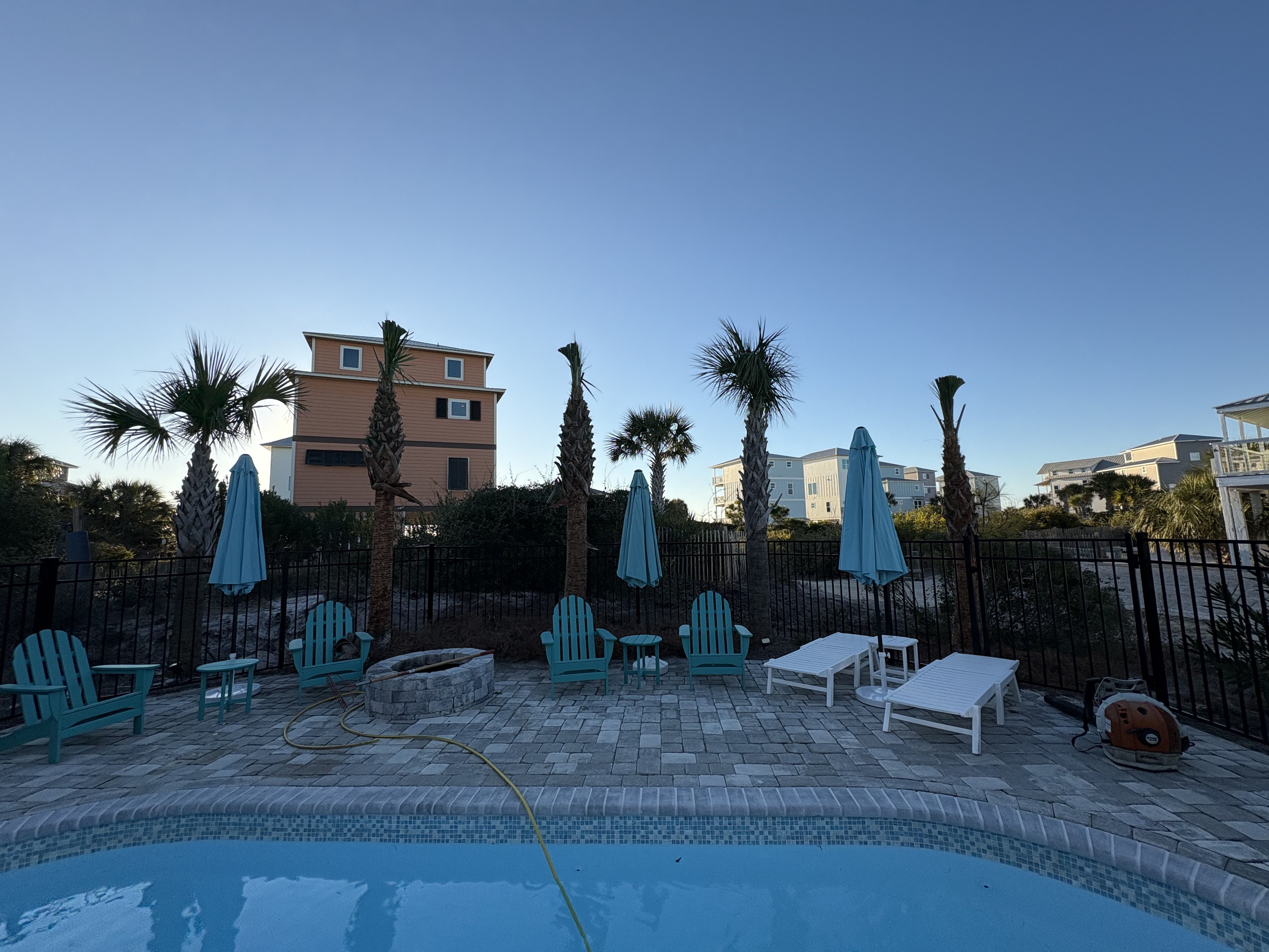 High-End Poolside Oasis Landscaping