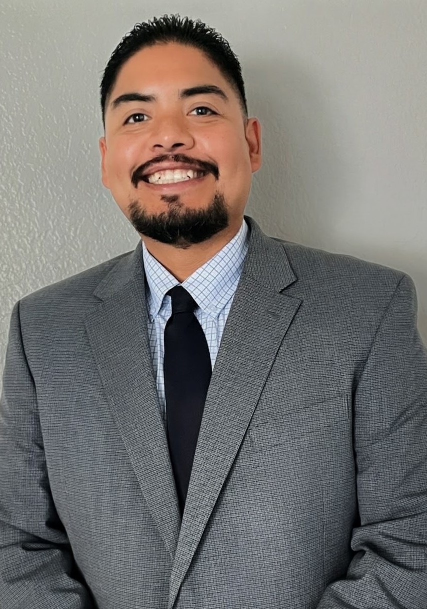 Mike DeJesus - Associate Marriage and Family Therapist & Associate Professional Clinical Counselor at K&C Inspire Therapy
