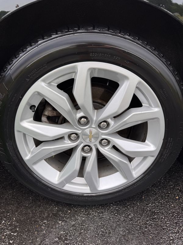 Wheel Brightening & Tire Finish